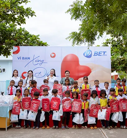 Hình ảnh khuyến mãi thưởng nạp lại hàng ngày iwin88