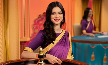 Hình ảnh người chơi đang phân tích chiến thuật đá gà trên máy tính